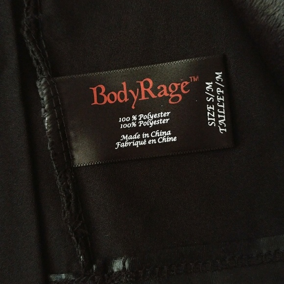 ❌SOLD❌Black Mini Skirt - Picture 2 of 3